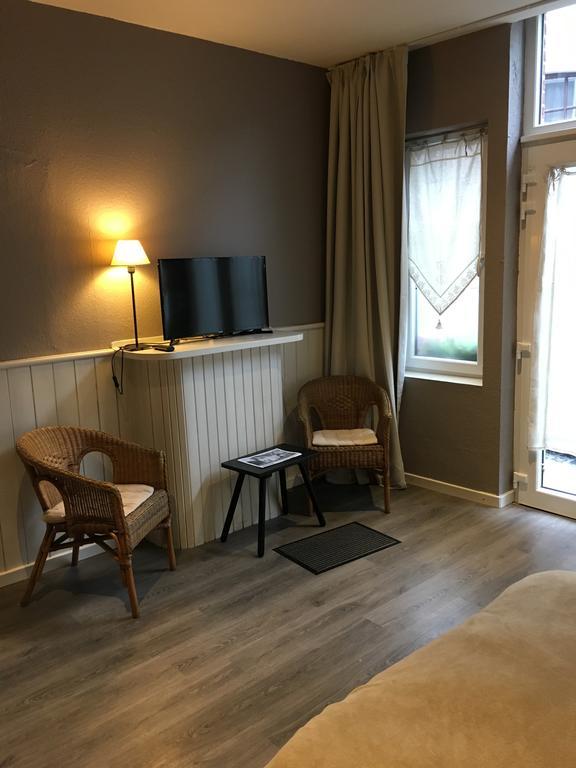 Studio Et Appartement La Tete En L'Air Durbuy Bagian luar foto
